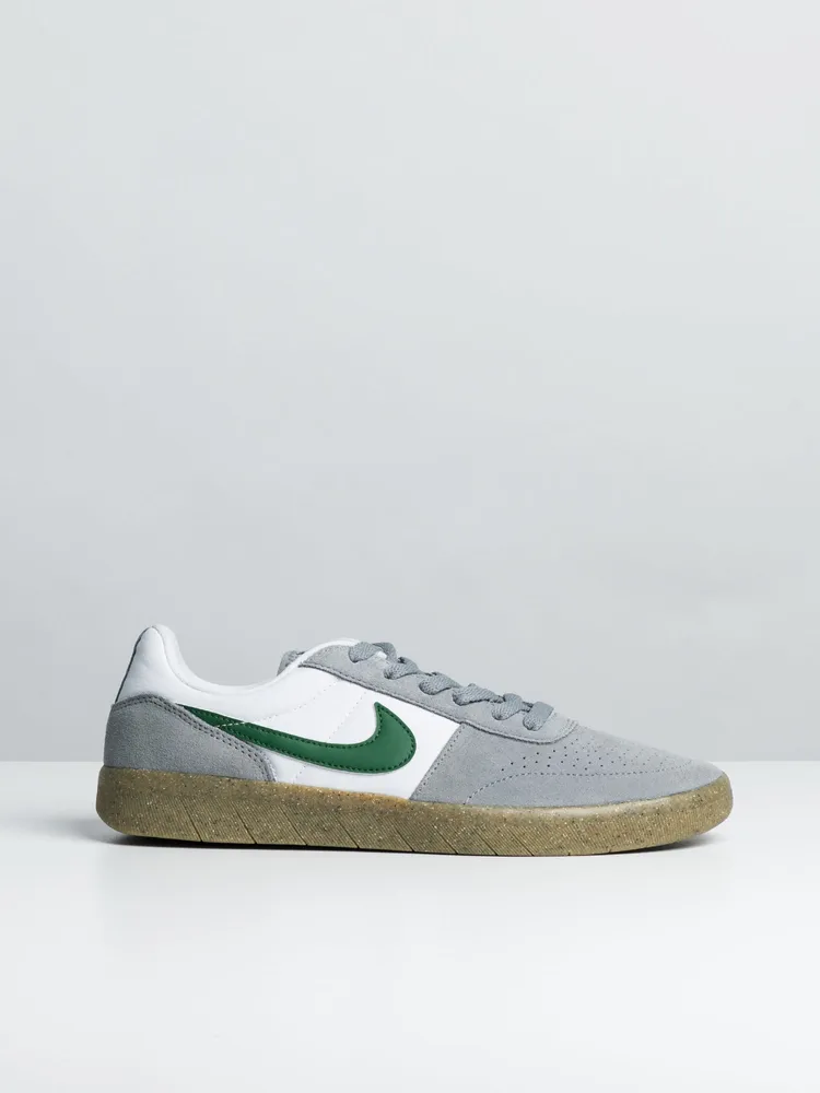 Boathouse MENS NIKE SB TEAM CLASSIC SNEAKERS - CLEARANCE